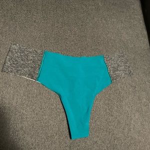 PINK NWT cotton/spandex low rise thong